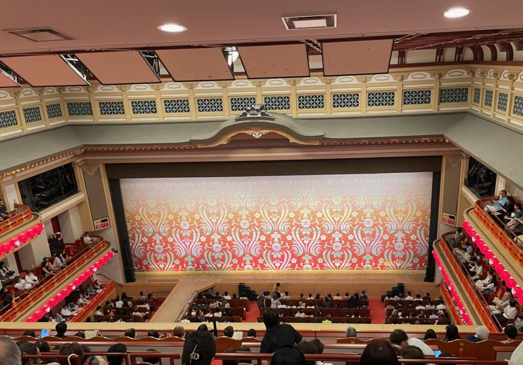 京都南座３階席