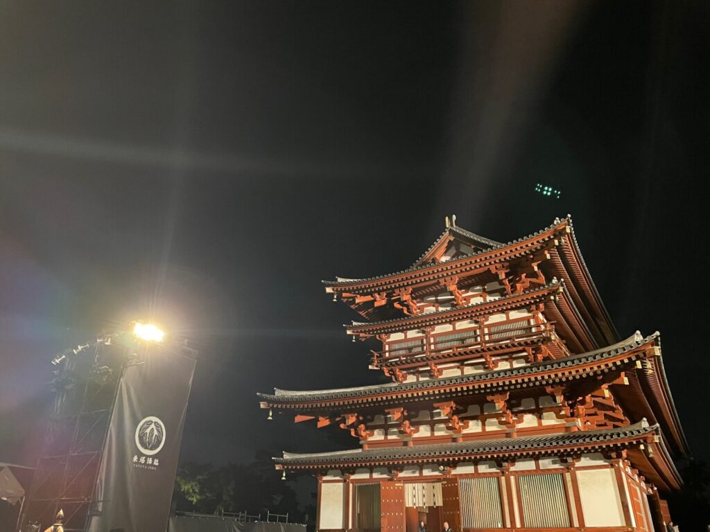 東塔降臨 石井竜也 コンサート 本堂